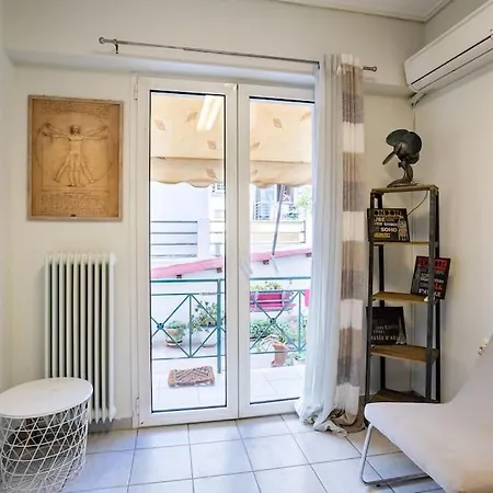 Inviting Flat Near Acropolis * Athens
